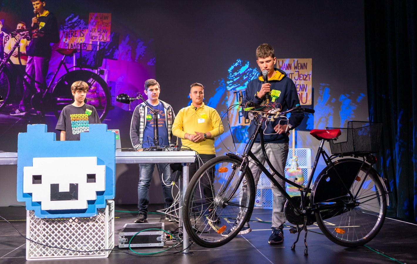 Wifi-Bike Jugend-hackt-Berlin-2019_Fotocredit_cc-by-4.0_Leonard_Wolf